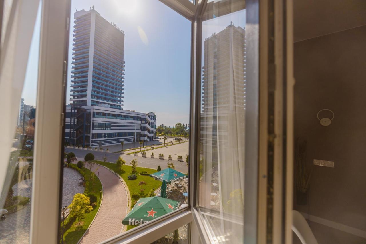 Four Season Apartment Batumi Luaran gambar